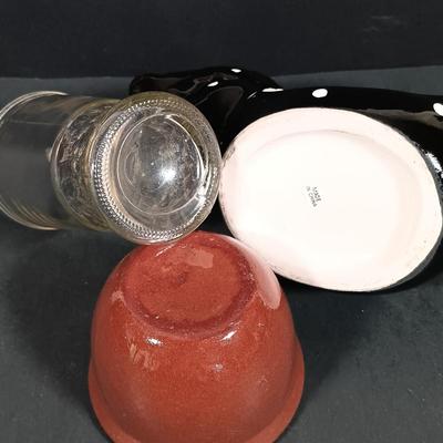 LOT 145: Vintage Milk Bottles, Spongeware Reco Crock, En Provence Rooster Canister & More