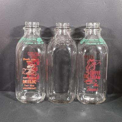 LOT 145: Vintage Milk Bottles, Spongeware Reco Crock, En Provence Rooster Canister & More