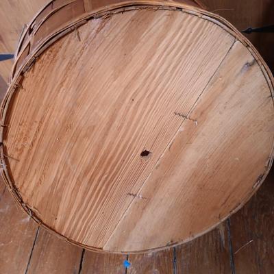 LOT 152: Set of (5) Bushel and Picking Baskets