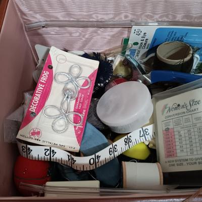 LOT 158: Vintage Strømmen Accordion Sewing Box with Sewing Notions & More