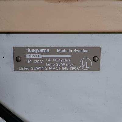 LOT 160: Vintage Husqvarna Viking Sewing Machine, Sewing Table, Sewing Notions & More