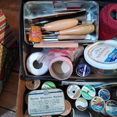 LOT 160: Vintage Husqvarna Viking Sewing Machine, Sewing Table, Sewing Notions & More