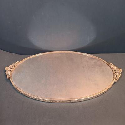 LOT 161: Collection of Vintage and Antique Collars, Vintage Purses & More