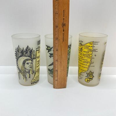 LOT 165: Vintage Frosted Drinking Glasses - Atlas Hazel, Libbey and More