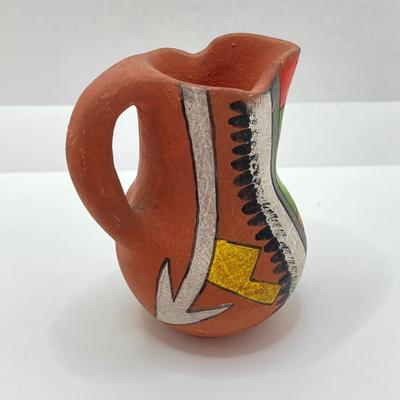 LOT 174: Handcrafted Baskets and Pottery (Silver Springs, Fla.)