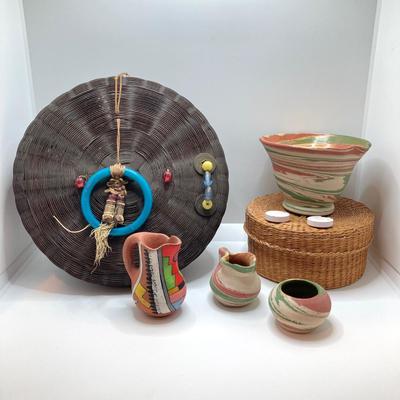 LOT 174: Handcrafted Baskets and Pottery (Silver Springs, Fla.)