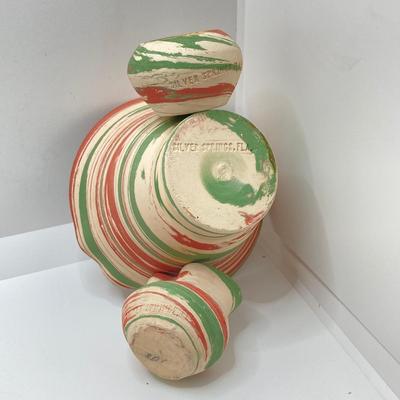 LOT 174: Handcrafted Baskets and Pottery (Silver Springs, Fla.)