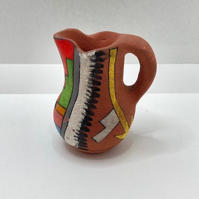 LOT 174: Handcrafted Baskets and Pottery (Silver Springs, Fla.)