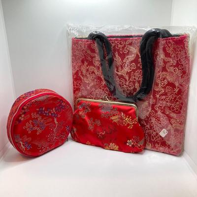 LOT 176: Asian Inspired Collection - Purses and Cloisonne Jewelry