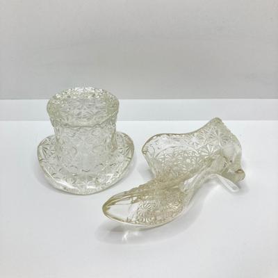 LOT 178: Vintage Beautiful Raumschmuck Made in West Germany Wall Hanging Plaque, Hand Vanity Mirror, Daisy Snowflake Glass Shoe / Hat,...