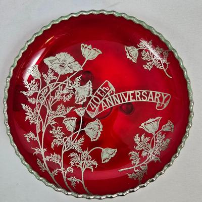 LOT 195: Viking USA and Sterling on Crystal Anniversary Giftware