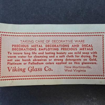 LOT 195: Viking USA and Sterling on Crystal Anniversary Giftware