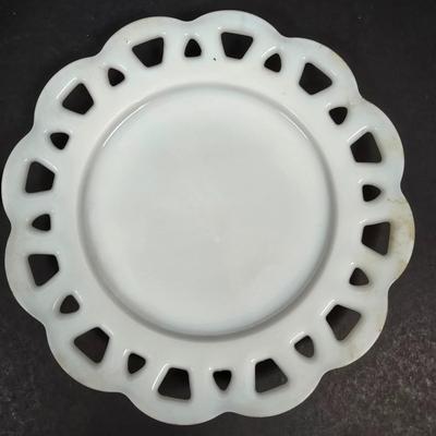 LOT 198: Vintage Milk Glass Collection