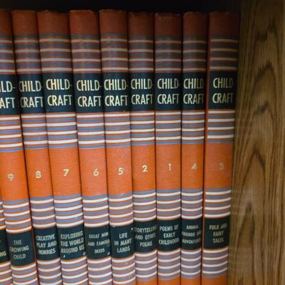 Vintage Child Craft hardback book collection
