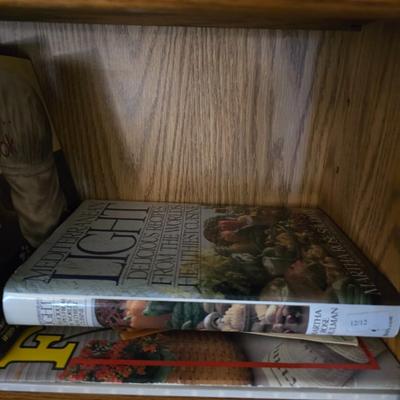 Assorted "feel good" "eat good" books - Simply Colorado - 365 Microwave meals - Sugar smart express - One meal at a...