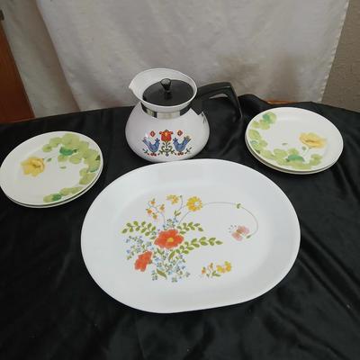 Vintage 1975 Corning Country Festival Blue Birds Coffee Tea Pot 6 Cups with platter, Mikasa dessert plates and mugs