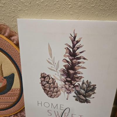 Assortment of home decor and artwork - Ducks and home sweet home