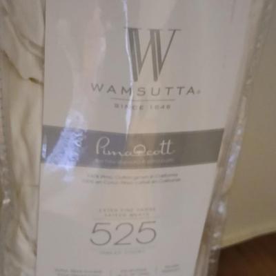 Twin & Queen mixed sheet sets with 3 mattress pads and a bunch of pillowcases