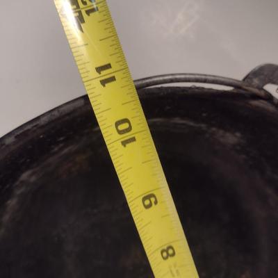 Vintage Cast Iron Dutch Oven with Lid- Marked 8G1- Approx 10 1/2" Wide