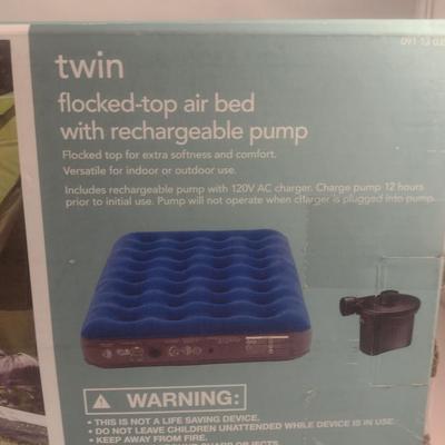 Embark Twin Sized Blow Up Mattress