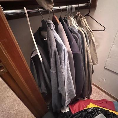 Men's Clothing Lot