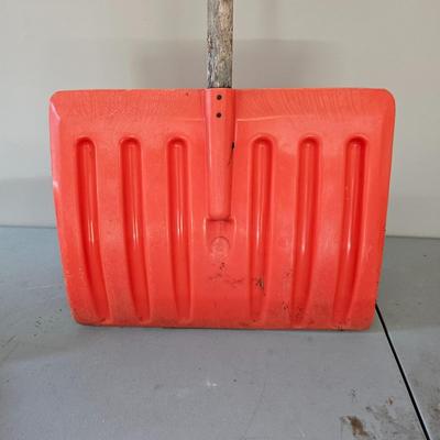 Snow Shovels & Ice Melt (G-JS)