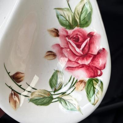 Lot 5 Lefton American Rose Split bowls