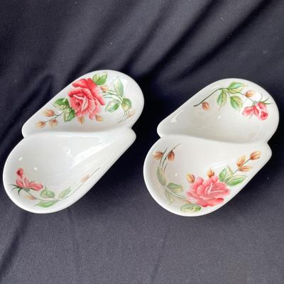 Lot 5 Lefton American Rose Split bowls