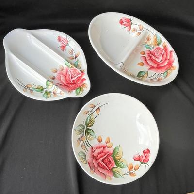 Lot 8 Lefton American Rose Serving Bowls/ Trays
