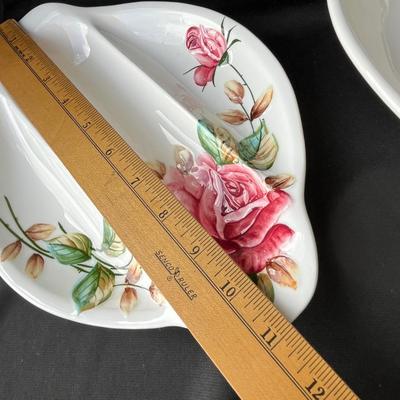 Lot 8 Lefton American Rose Serving Bowls/ Trays