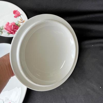 Lot 10 Lefton American Rose Trays & lid