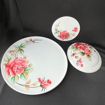 Lot 10 Lefton American Rose Trays & lid