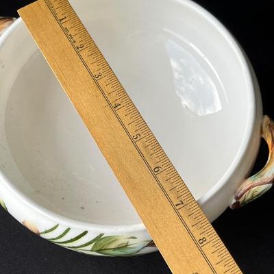 Lot 16 Lefton American Rose Covered bowl