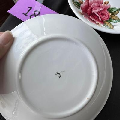 Lot 18 Lefton American Rose Bread & butter Plates