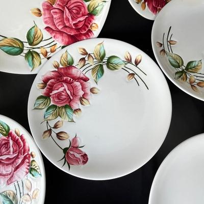 Lot 19 Lefton American Rose Dinner Plates