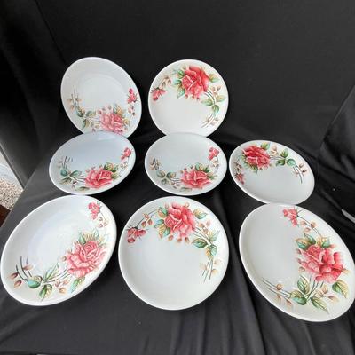 Lot 20 Lefton American Rose Luncheon Plates