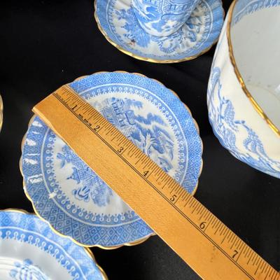 Lot 20 Tuscan China Blue Willow