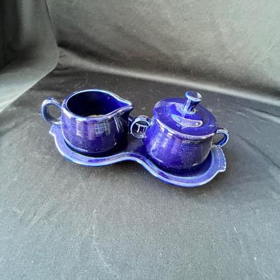 Lot 27 Fiesta Cream & Sugar