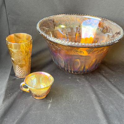 Lot 38 Indiana 70s Carnival Glass