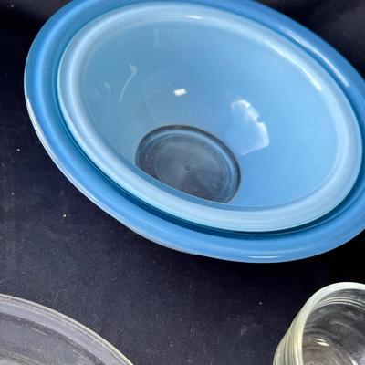 Lot 40 Pyrex lot