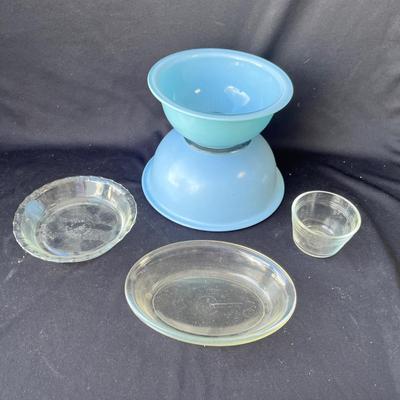 Lot 40 Pyrex lot