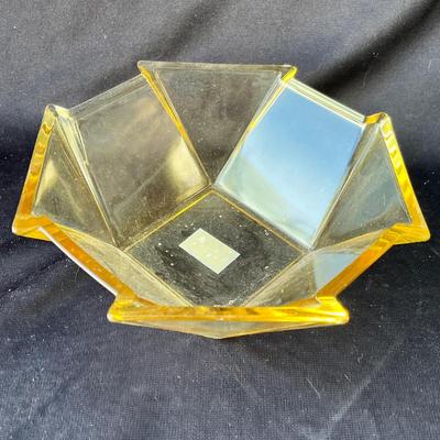 Lot 46 Fostoria yellow bowl