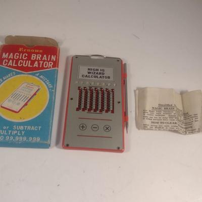 Vintage Renown Magic Brain Calculator with Box