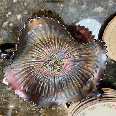 Carnival Glass, Ceramic and Fenton Lot