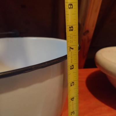 Pottery Basin and Enameled Chamber Pot