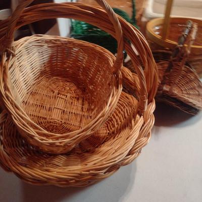 Collection of Baskets (#1)