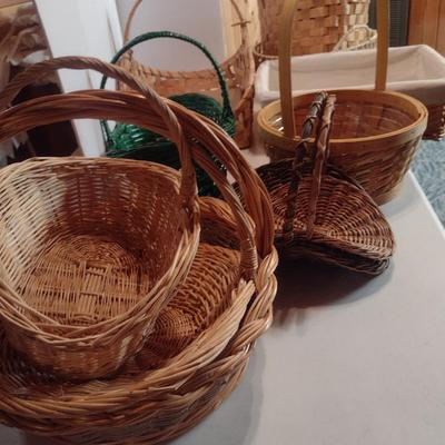 Collection of Baskets (#1)