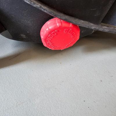 Shop-Vac Wet/Dry 12 Gallon Heavy Duty Vacuum & Attachments (G-JS)