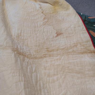 Quilted Coverlet- Approx 82" x 66"