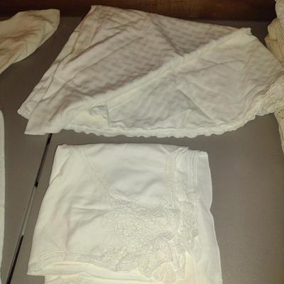 Assorted Table Coverings (Linens #2)